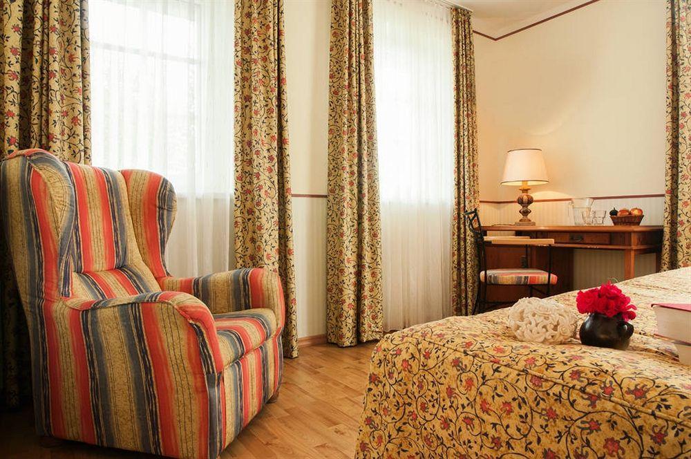 Landgasthof & Hotel Jagdhof Stralsund Luaran gambar