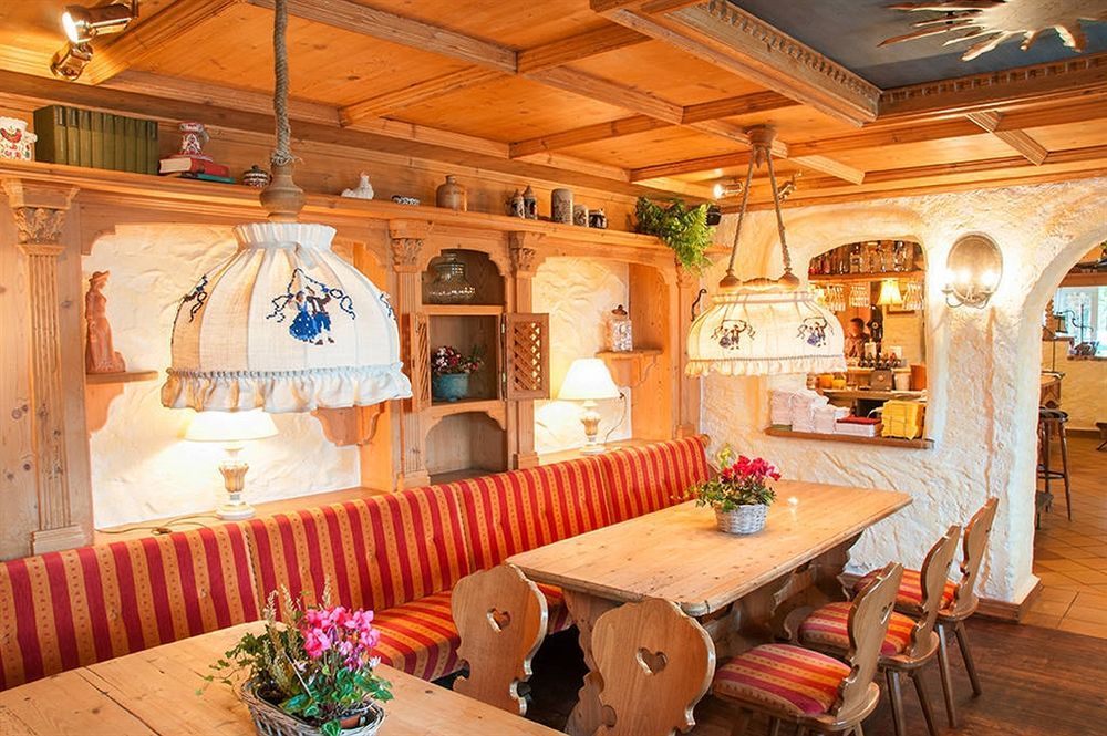 Landgasthof & Hotel Jagdhof Stralsund Luaran gambar
