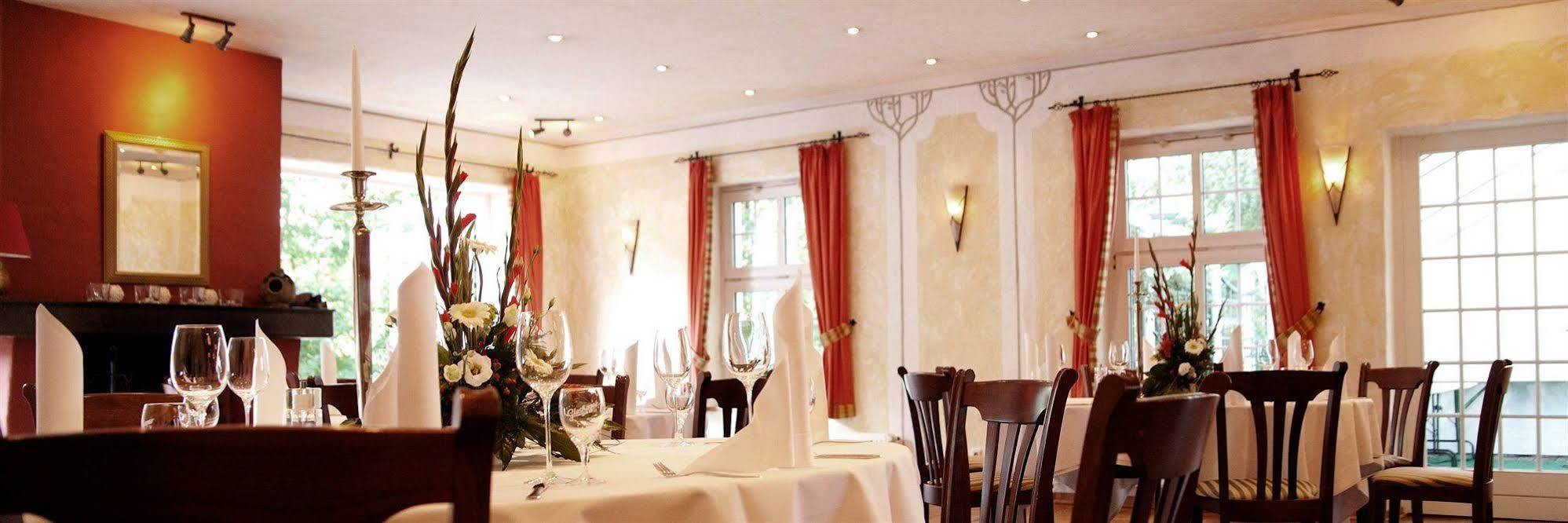 Landgasthof & Hotel Jagdhof Stralsund Luaran gambar