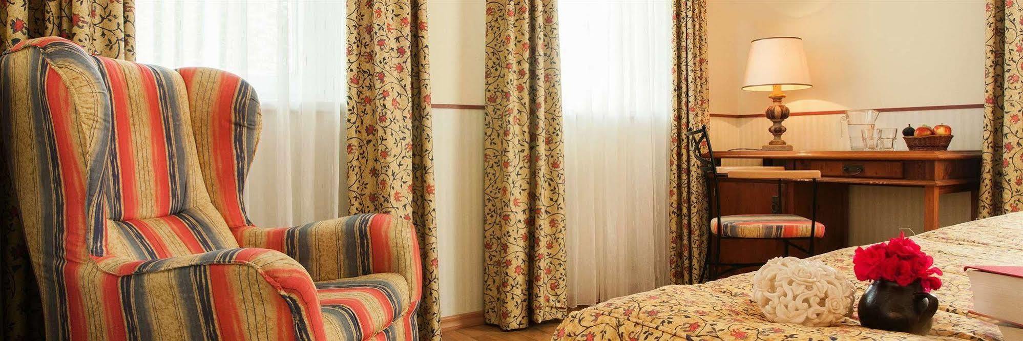 Landgasthof & Hotel Jagdhof Stralsund Luaran gambar