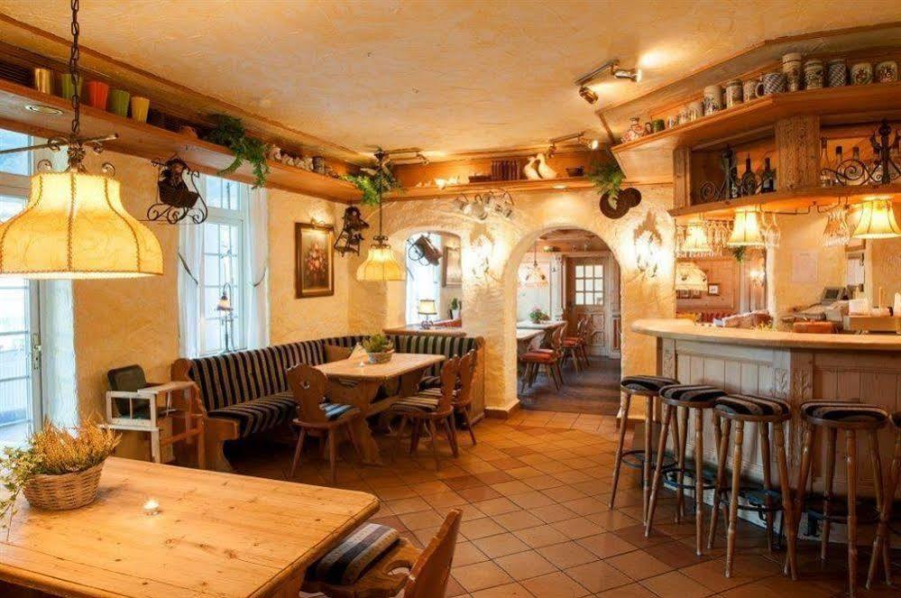 Landgasthof & Hotel Jagdhof Stralsund Luaran gambar