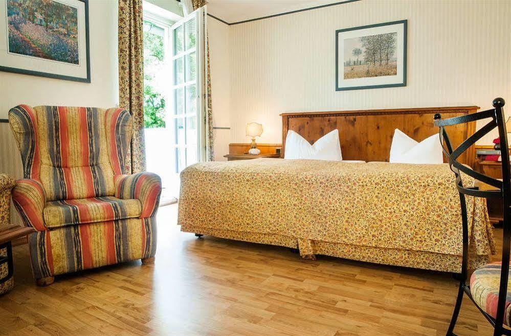 Landgasthof & Hotel Jagdhof Stralsund Luaran gambar