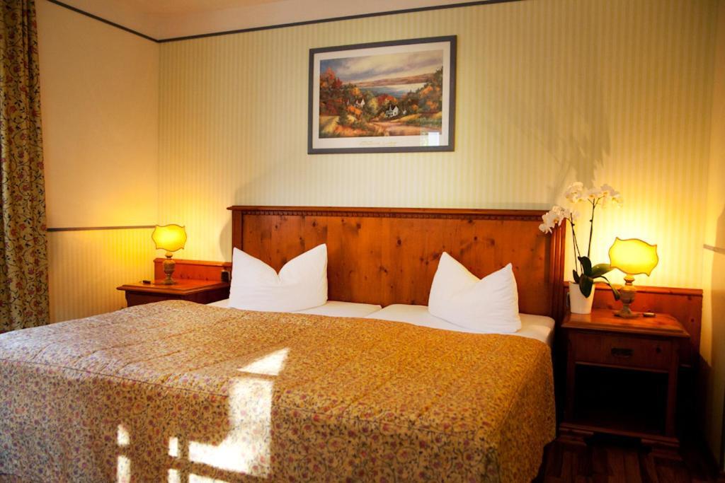 Landgasthof & Hotel Jagdhof Stralsund Bilik gambar